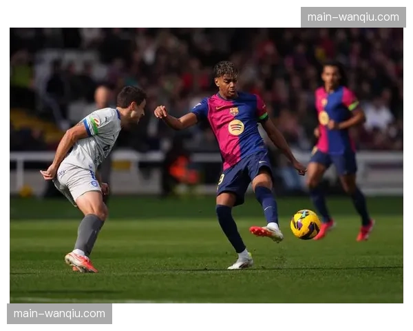 西甲：巴塞罗那4-0大胜赫塔菲，16岁小将亚马尔传射建功