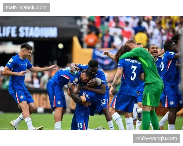 切尔西0-3惨败布莱顿遭遇联赛五连败，罗塞尼尔帅位岌岌可危